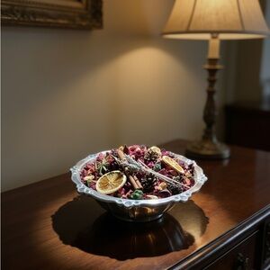 KIG Indonesia Oyster Pearl Clear Beaded Candy Bowl, Circa 1970